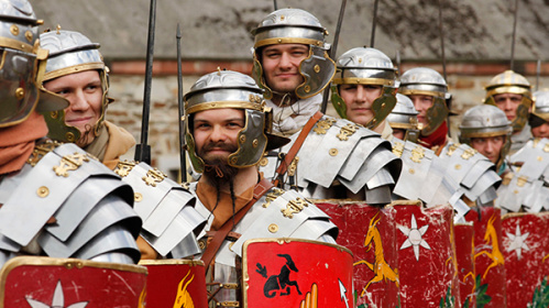 Römer-Spektakel in Trier (© Generaldirektion Kulturelles Erbe Rheinland-Pfalz) Römer-Spektakel in Trier (© Generaldirektion Kulturelles Erbe Rheinland-Pfalz)