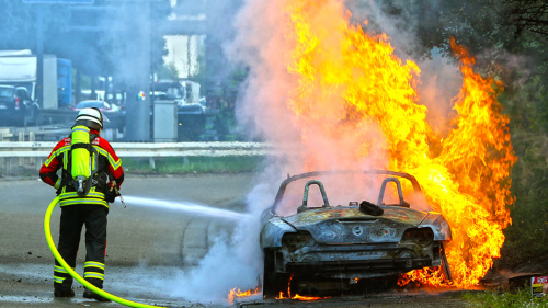 Symbolfoto PKW Brand Symbolfoto PKW Brand