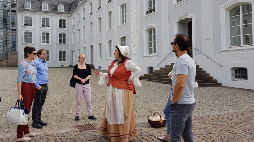 Kammerzofe Henrietta Kammerzofe Henrietta