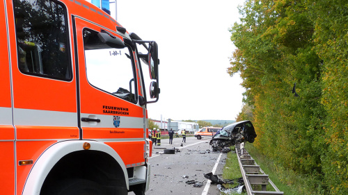 Verkehrsunfall B 51 - Höhe Bübingen Verkehrsunfall B 51 - Höhe Bübingen