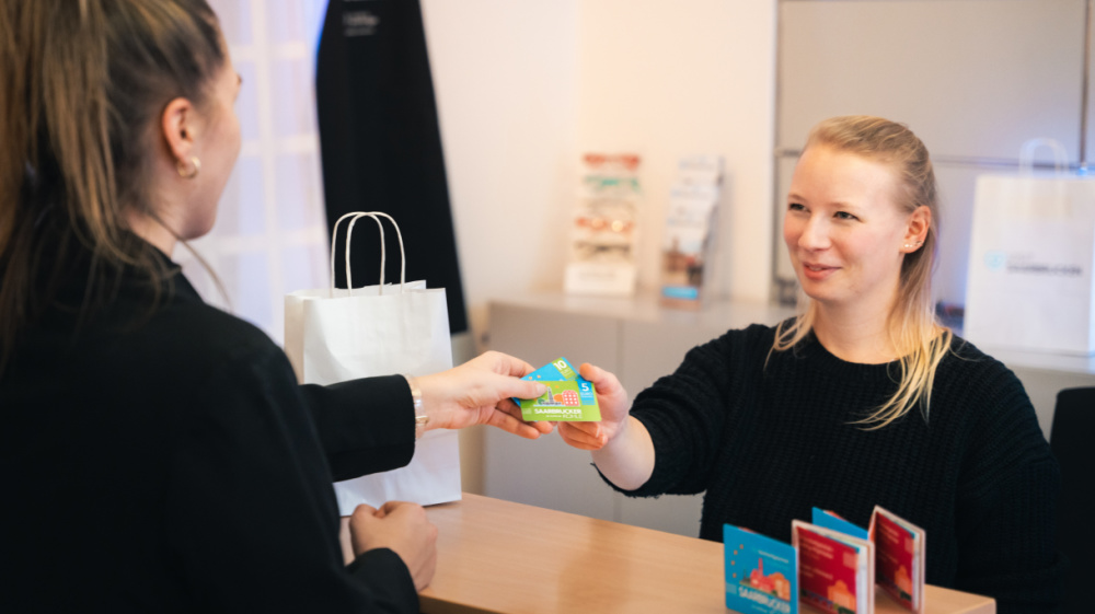 Tourist Info im Rathaus St. Johann Tourist Info im Rathaus St. Johann