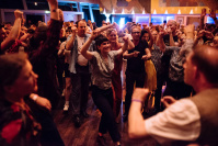 Quattropole Swing Exchange Eine große Gruppe tanzt gemeinsam