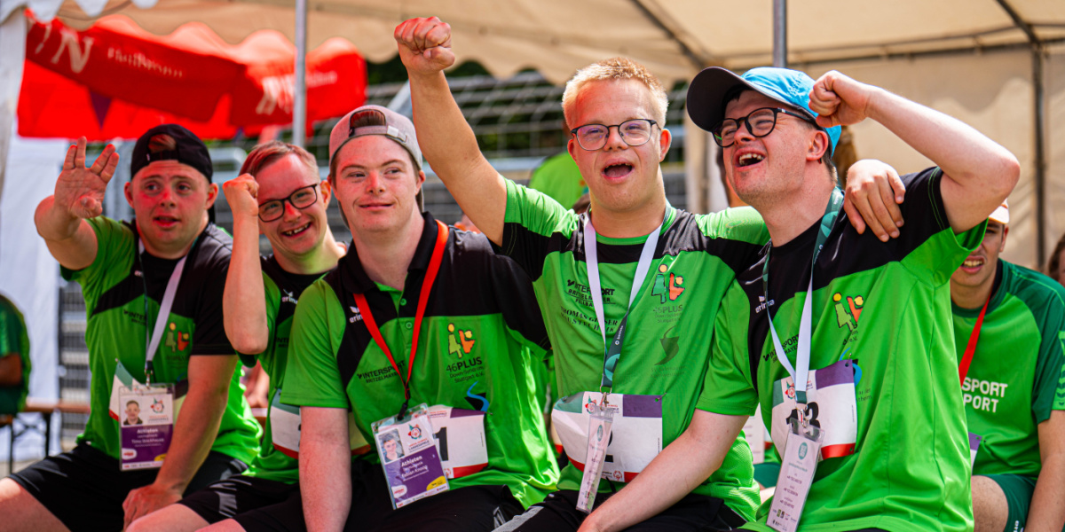 SOBaWü 2025 Leichtathletik © Johannes Lörz Fünf Leichtahtleten bei den Special Olympics Baden-Württemberg